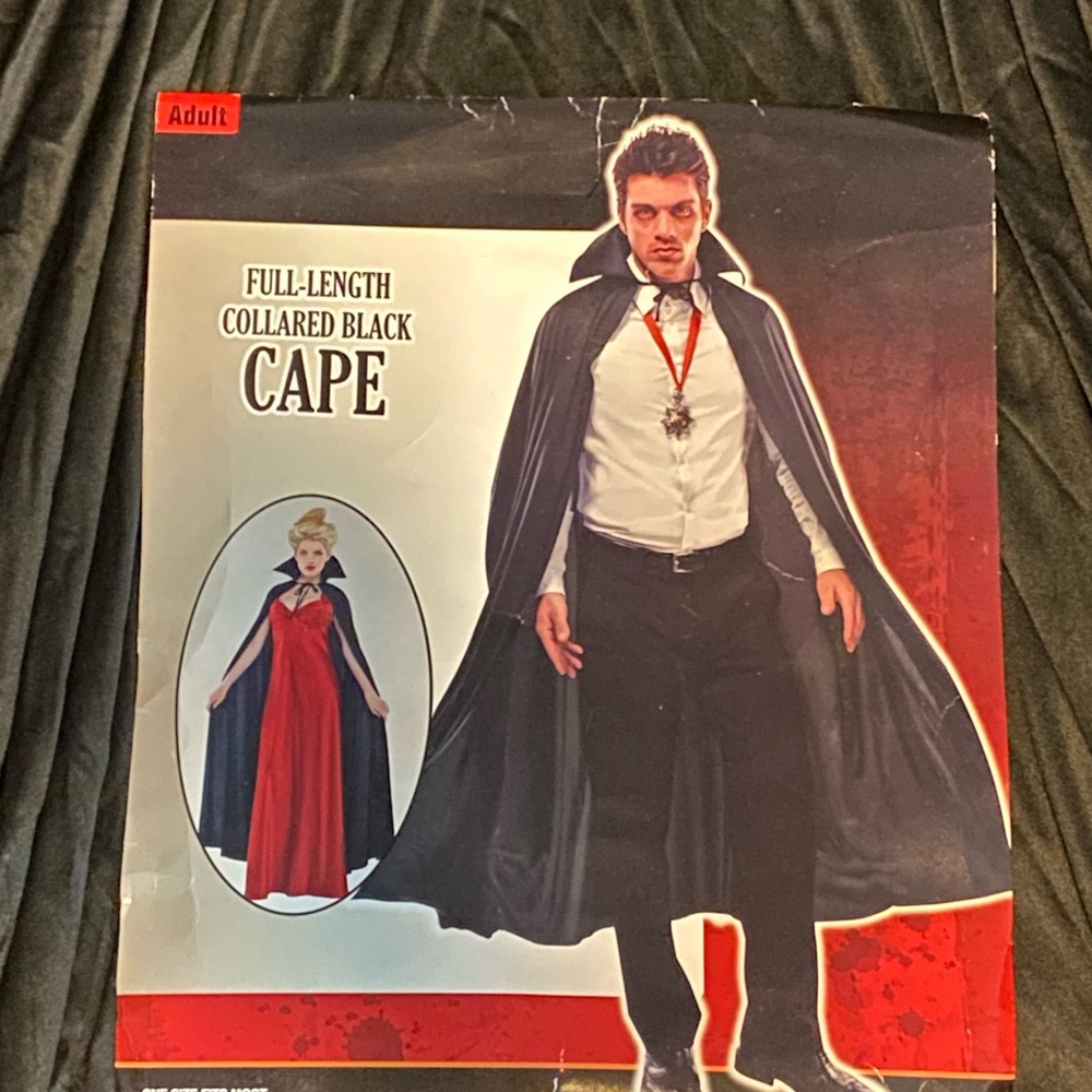 VAMPIRE CAPE